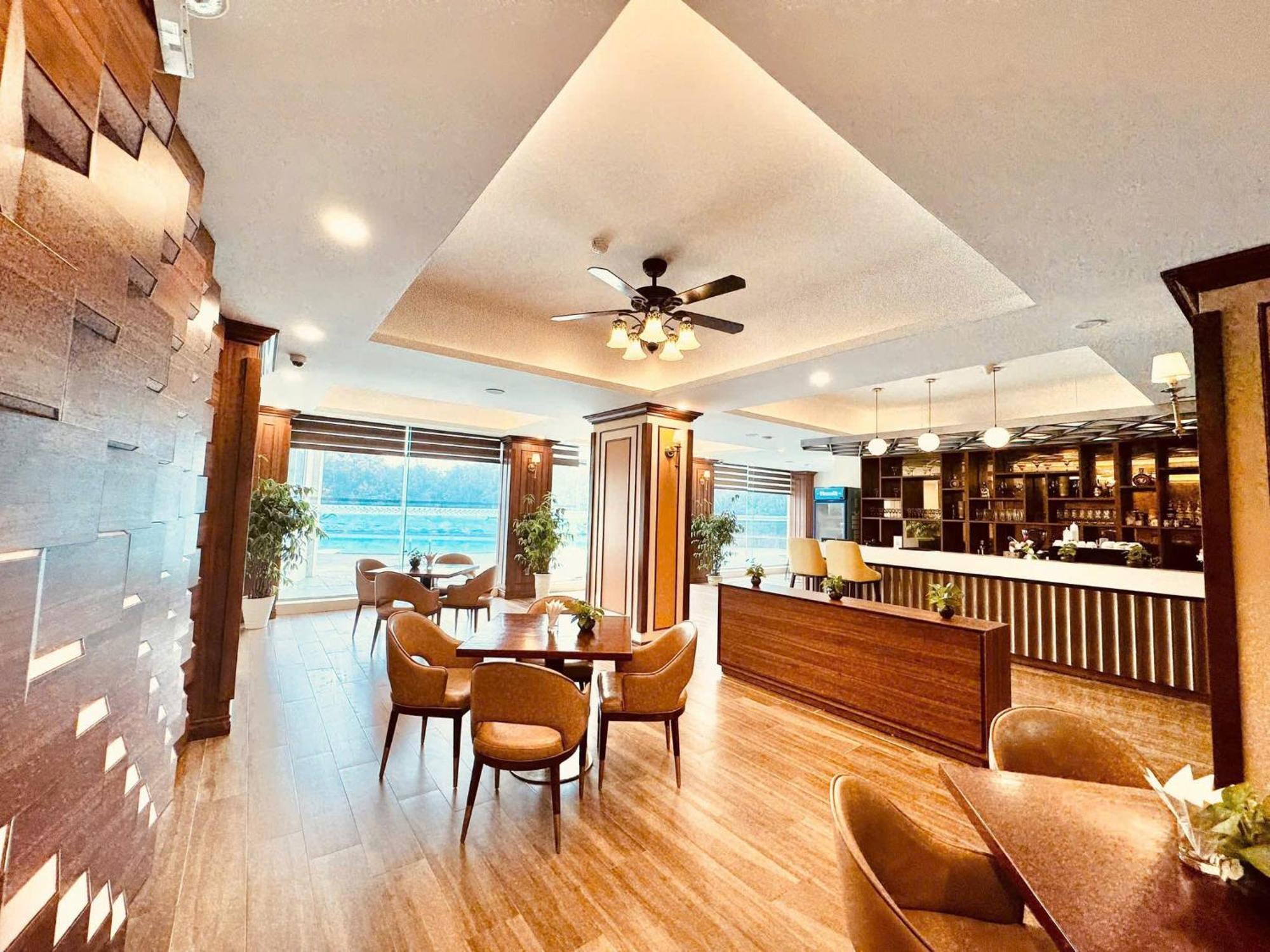 Отель Muong Thanh Grand Phuong Dong 4*